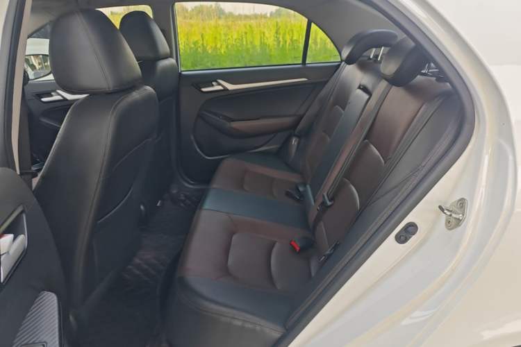 Used Geely Auto Vision 2017 1.5L Automatic Happiness Edition Left Rear Seat