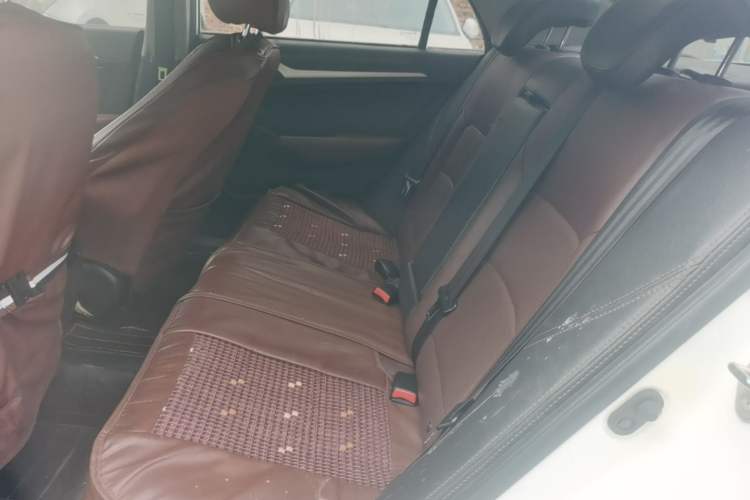 Used Geely Auto Vision 2017 1.5L Automatic Happiness Edition Left Rear Seat