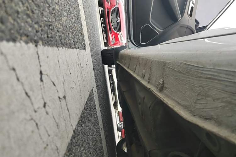 Used Geely Auto Vision 2017 1.5L Automatic Happiness Edition Left Side Sill