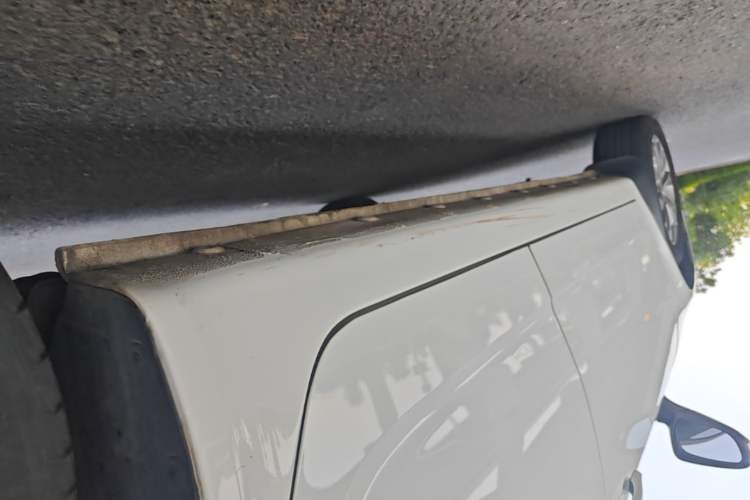 Used Geely Auto Vision 2017 1.5L Automatic Happiness Edition Left Side Sill