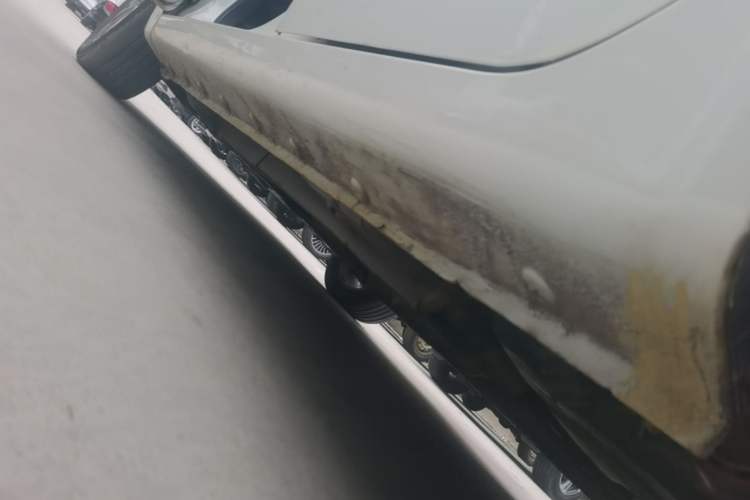 Used Geely Auto Vision 2017 1.5L Automatic Happiness Edition Left Side Sill