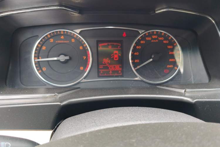 Used Geely Auto Vision 2017 1.5L Manual Happiness Edition Odometer Close Up