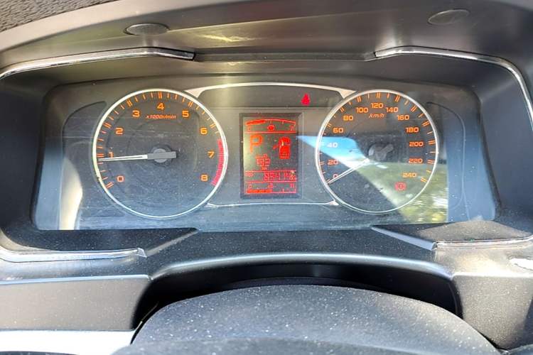 Used Geely Auto Vision 2017 1.5L Automatic Happiness Edition Odometer Close Up