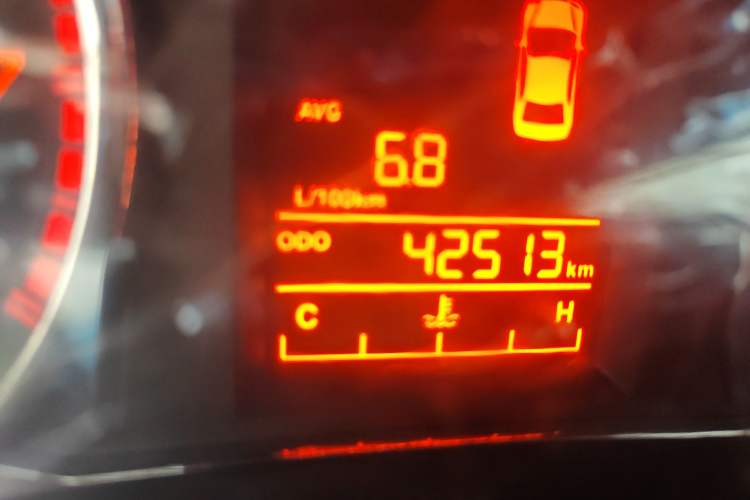 Used Geely Auto Vision 2017 1.5L Manual Happiness Edition Odometer Close Up