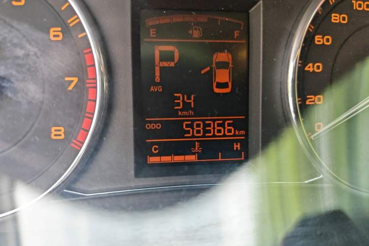 Used Geely Auto Vision 2017 1.5L Automatic Happiness Edition Odometer Close Up