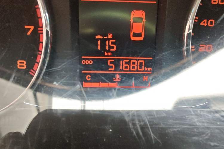 Used Geely Auto Vision 2017 1.5L Manual Happiness Edition Odometer Close Up