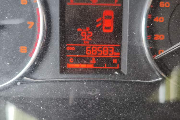 Used Geely Auto Vision 2017 1.5L Manual Happiness Edition Odometer Close Up