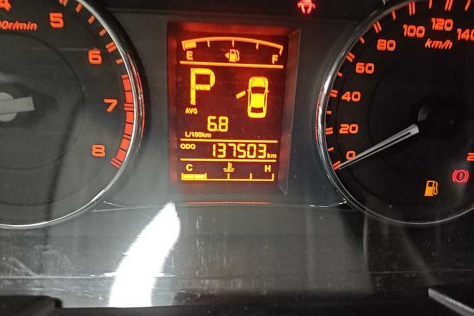 Used Geely Auto Vision 2017 1.5L Automatic Happiness Edition Odometer Close Up