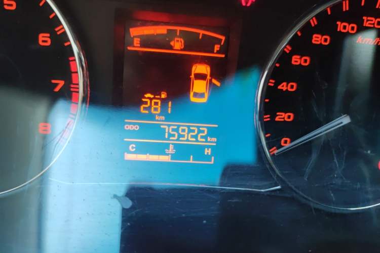 Used Geely Auto Vision 2017 1.5L Manual Happiness Edition Odometer Close Up