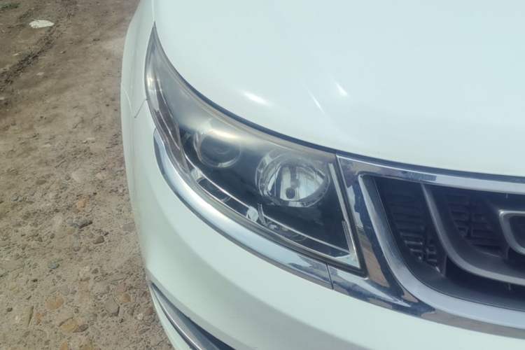 Used Geely Auto Vision 2017 1.5L Automatic Happiness Edition Right Front Headlight