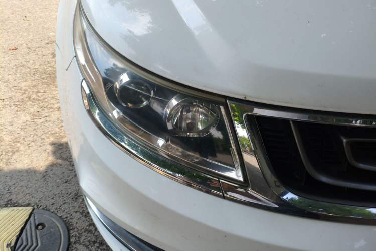 Used Geely Auto Vision 2017 1.5L Automatic Happiness Edition Right Front Headlight