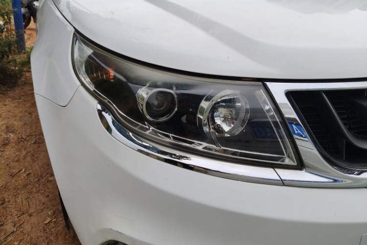 Used Geely Auto Vision 2017 1.5L Automatic Happiness Edition Right Front Headlight