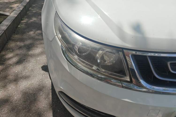 Used Geely Auto Vision 2017 1.5L Automatic Happiness Edition Right Front Headlight