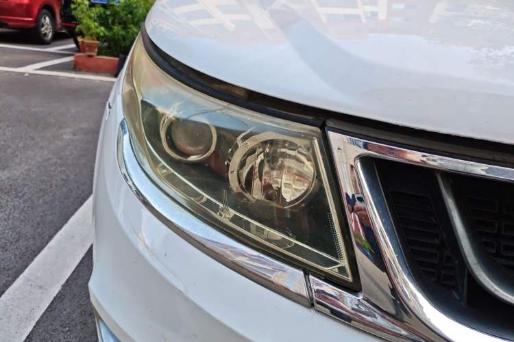 Used Geely Auto Vision 2017 1.5L Automatic Happiness Edition Right Front Headlight