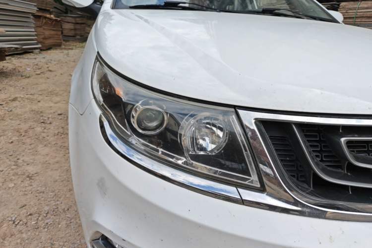 Used Geely Auto Vision 2017 1.5L Manual Happiness Edition Right Front Headlight