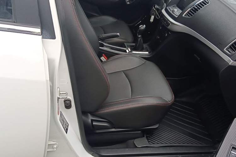 Used Geely Auto Vision 2017 1.5L Manual Happiness Edition Right Front Seat