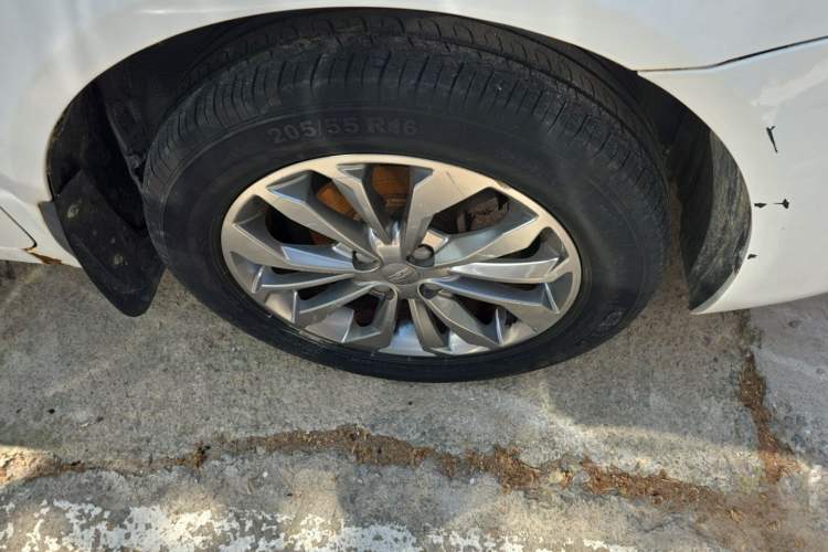 Used Geely Auto Vision 2017 1.5L Manual Happiness Edition Right Front Wheel Hub
