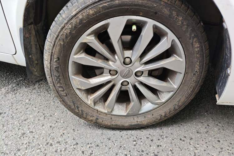 Used Geely Auto Vision 2017 1.5L Manual Happiness Edition Right Front Wheel Hub