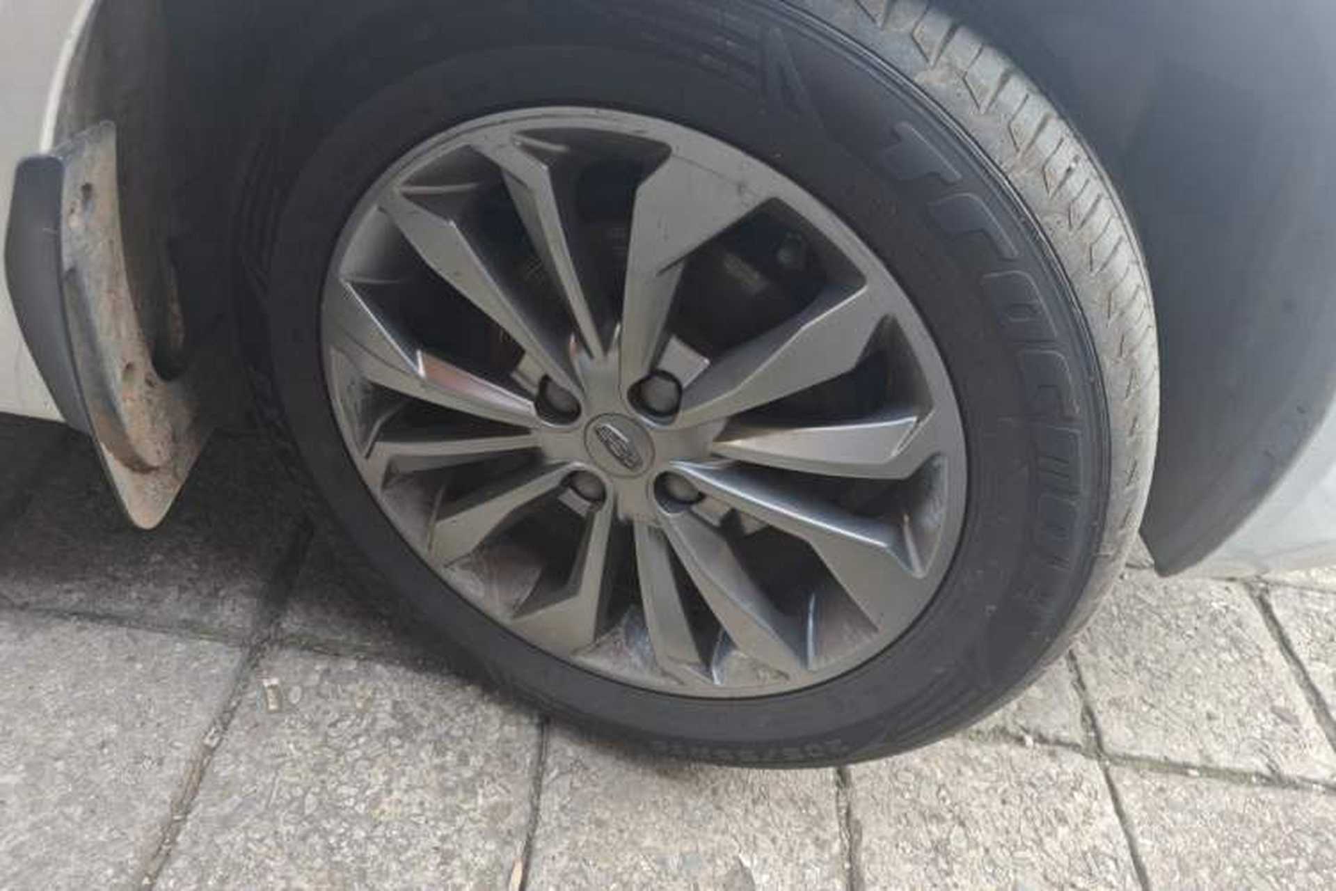 Used Geely Auto Vision 2017 1.5L Manual Happiness Edition Right Front Wheel Hub