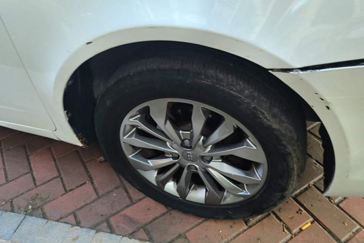 Used Geely Auto Vision 2017 1.5L Manual Happiness Edition Right Front Wheel Hub