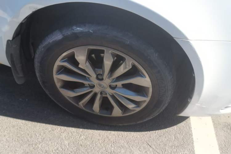 Used Geely Auto Vision 2017 1.5L Manual Happiness Edition Right Front Wheel Hub