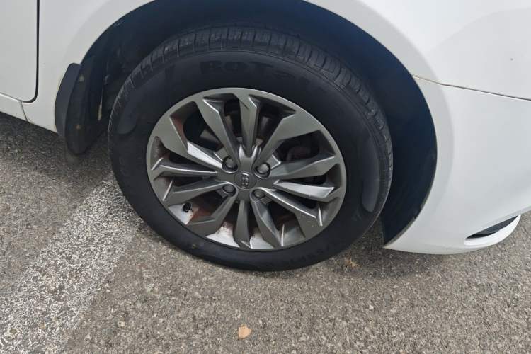 Used Geely Auto Vision 2017 1.5L Manual Happiness Edition Right Front Wheel Hub