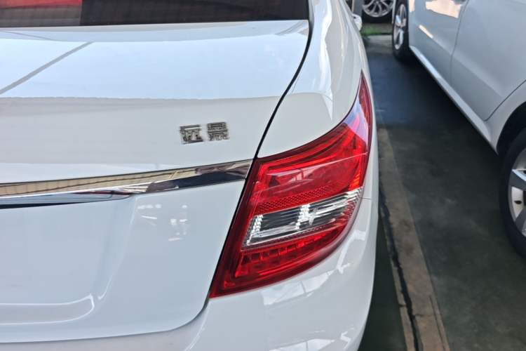 Used Geely Auto Vision 2017 1.5L Automatic Happiness Edition Right Rear Taillight