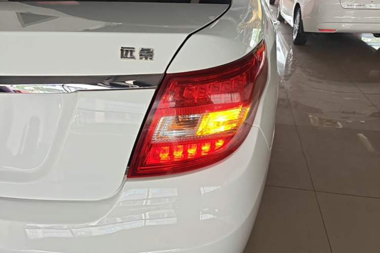 Used Geely Auto Vision 2017 1.5L Manual Happiness Edition Right Rear Taillight