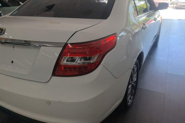 Used Geely Auto Vision 2017 1.5L Automatic Happiness Edition Right Rear Taillight