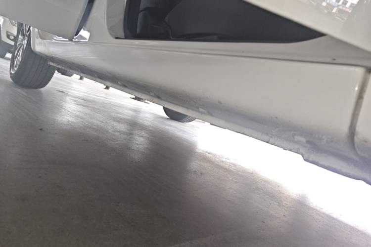 Used Geely Auto Vision 2017 1.5L Automatic Happiness Edition Right Side Sill