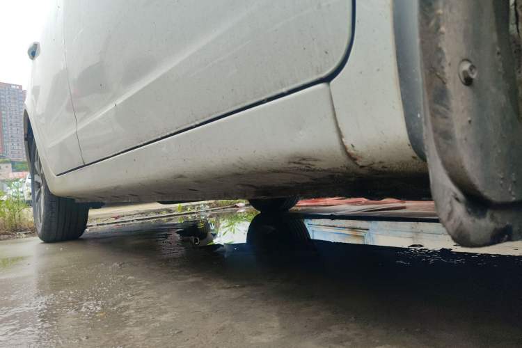 Used Geely Auto Vision 2017 1.5L Manual Happiness Edition Right Side Sill