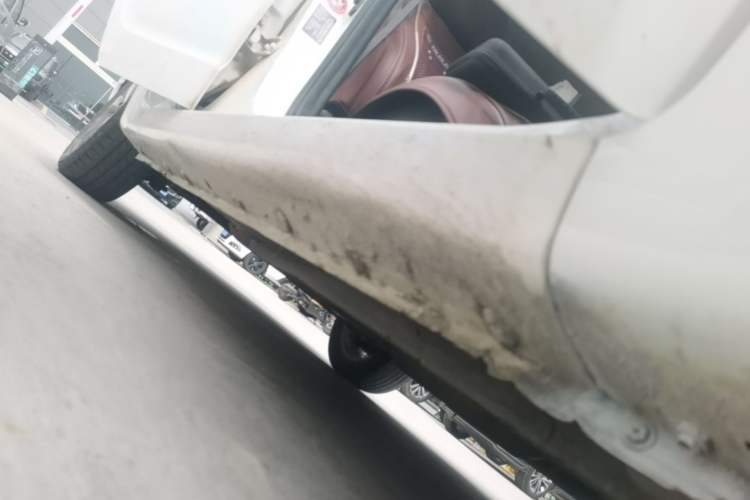 Used Geely Auto Vision 2017 1.5L Automatic Happiness Edition Right Side Sill