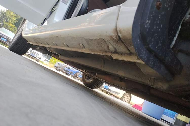Used Geely Auto Vision 2017 1.5L Automatic Happiness Edition Right Side Sill