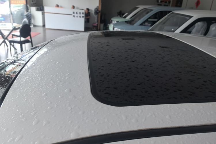 Used Geely Auto Vision 2017 1.5L Automatic Happiness Edition Roof