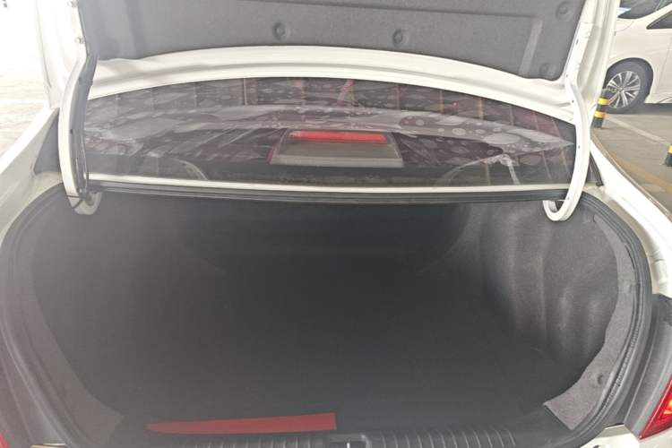 Used Geely Auto Vision 2017 1.5L Automatic Happiness Edition Trunk