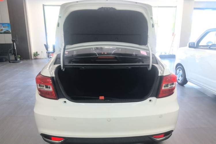 Used Geely Auto Vision 2017 1.5L Automatic Happiness Edition Trunk