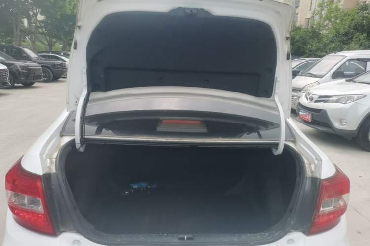 Used Geely Auto Vision 2017 1.5L Automatic Happiness Edition Trunk