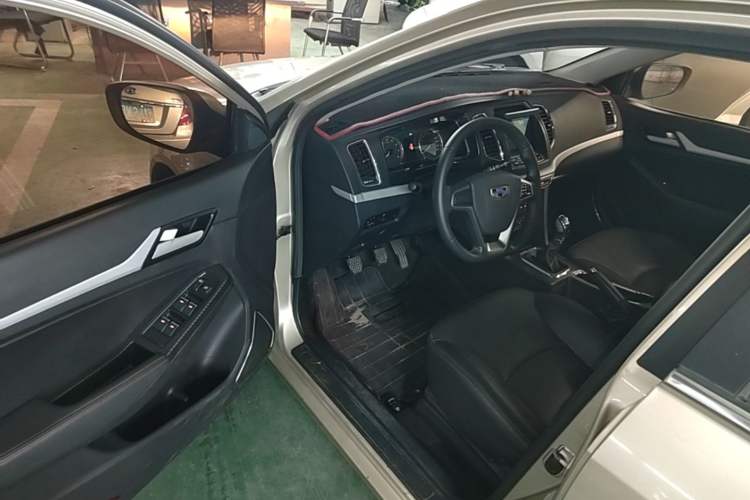 Used Geely Auto Vision 2017 1.5L Manual Happiness Edition Driver Seat
