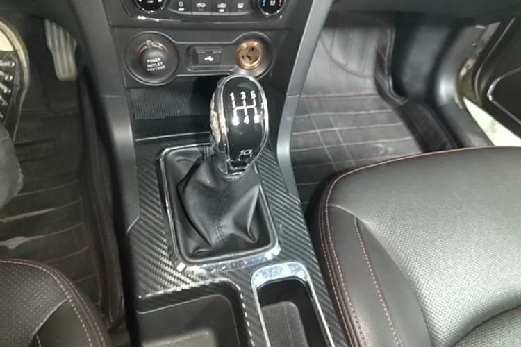 Used Geely Auto Vision 2017 1.5L Manual Happiness Edition Gear Lever