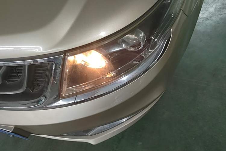 Used Geely Auto Vision 2017 1.5L Manual Happiness Edition Left Front Headlight