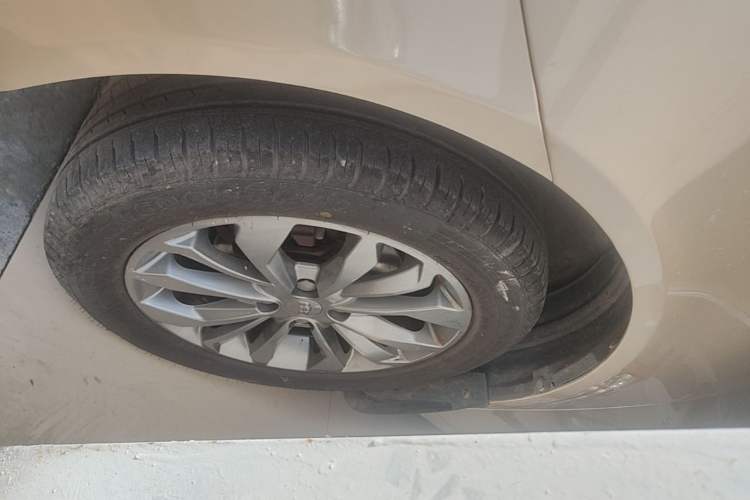 Used Geely Auto Vision 2017 1.5L Manual Happiness Edition Left Front Wheel Hub