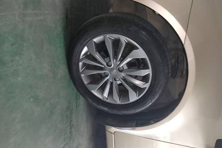 Used Geely Auto Vision 2017 1.5L Manual Happiness Edition Left Front Wheel Hub