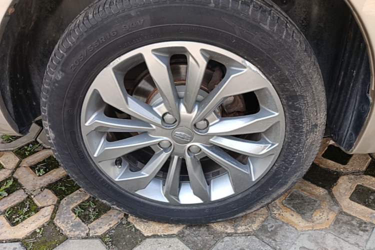 Used Geely Auto Vision 2017 1.5L Manual Happiness Edition Right Rear Wheel Hub