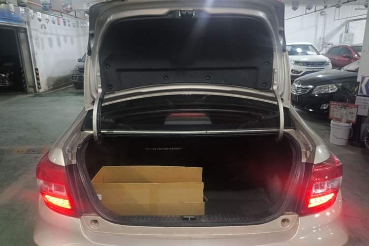 Used Geely Auto Vision 2017 1.5L Automatic Happiness Edition Trunk