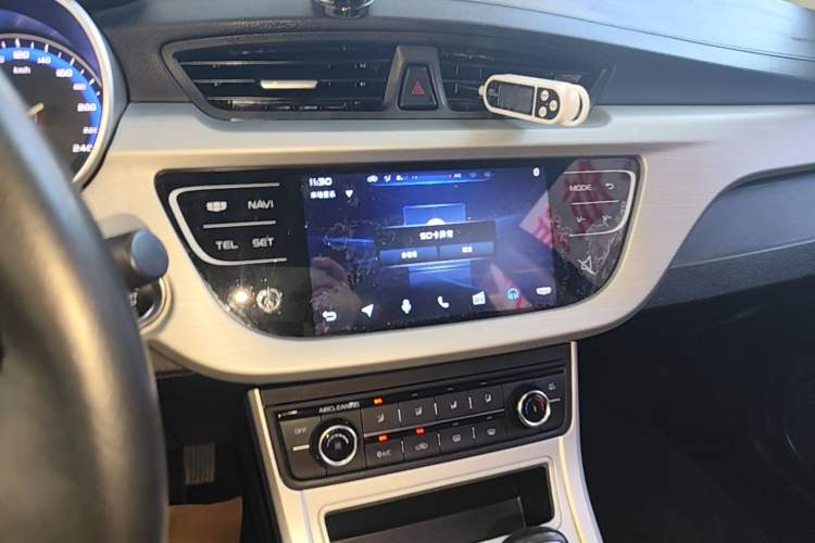 Used Geely Auto Vision 2018 1.5L Automatic Happiness Edition Audio And AC Panel