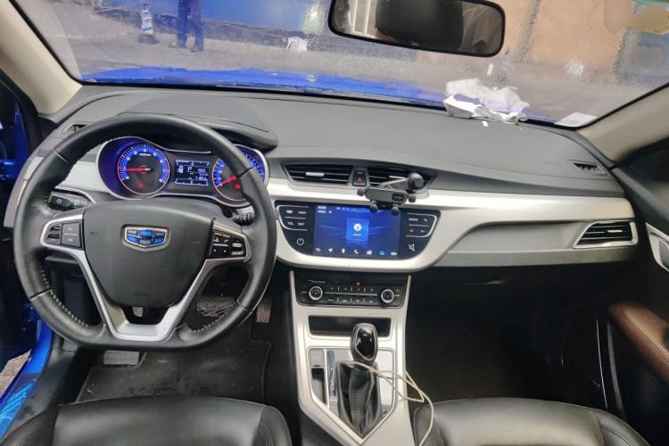 Used Geely Auto Vision 2018 1.5L Automatic Prestige Model Center Console