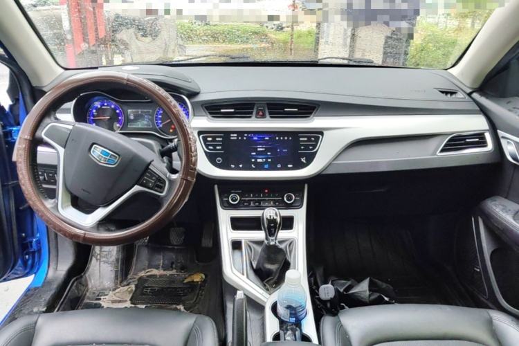 Used Geely Auto Vision 2018 1.5L Manual Happiness Edition Center Console