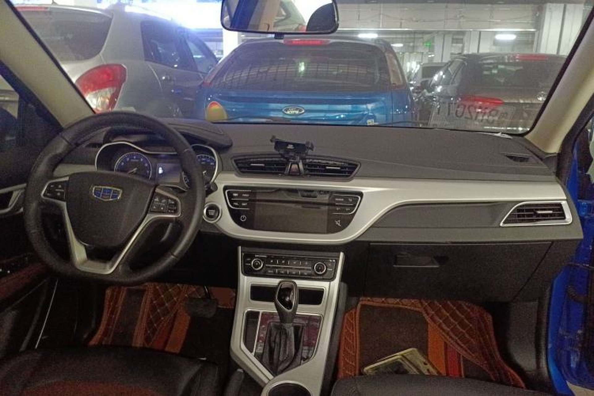 Used Geely Auto Vision 2018 1.5L Automatic Prestige Model Center Console