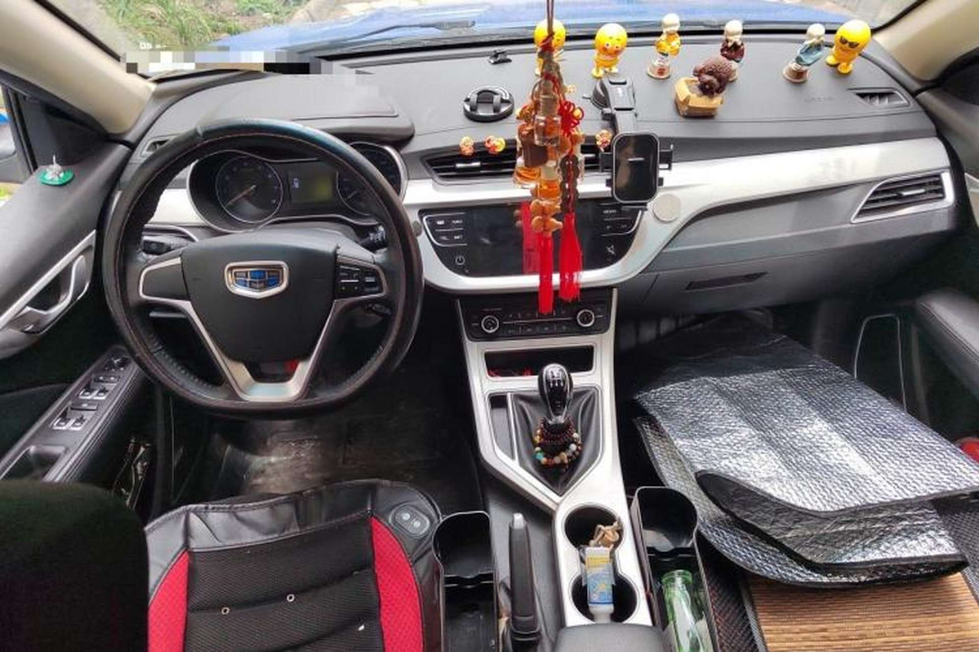 Used Geely Auto Vision 2018 1.5L Manual Happiness Edition Center Console