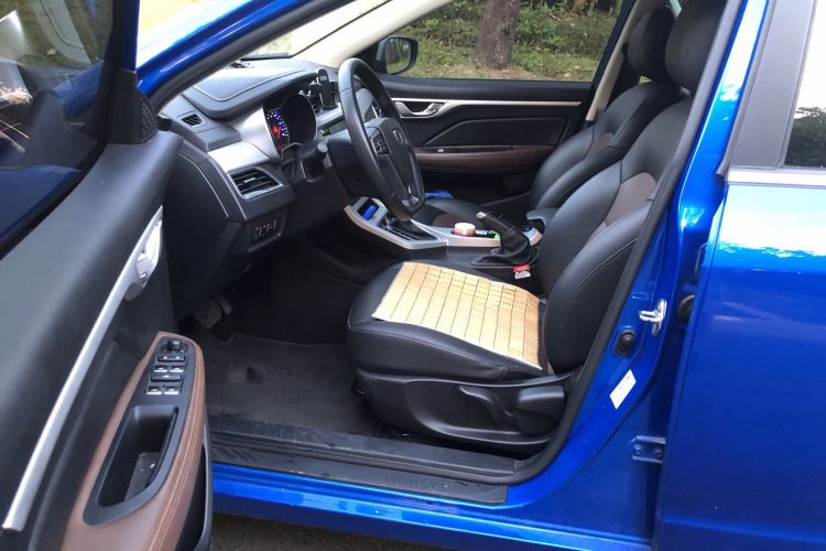 Used Geely Auto Vision 2018 1.5L Automatic Happiness Edition Driver Seat